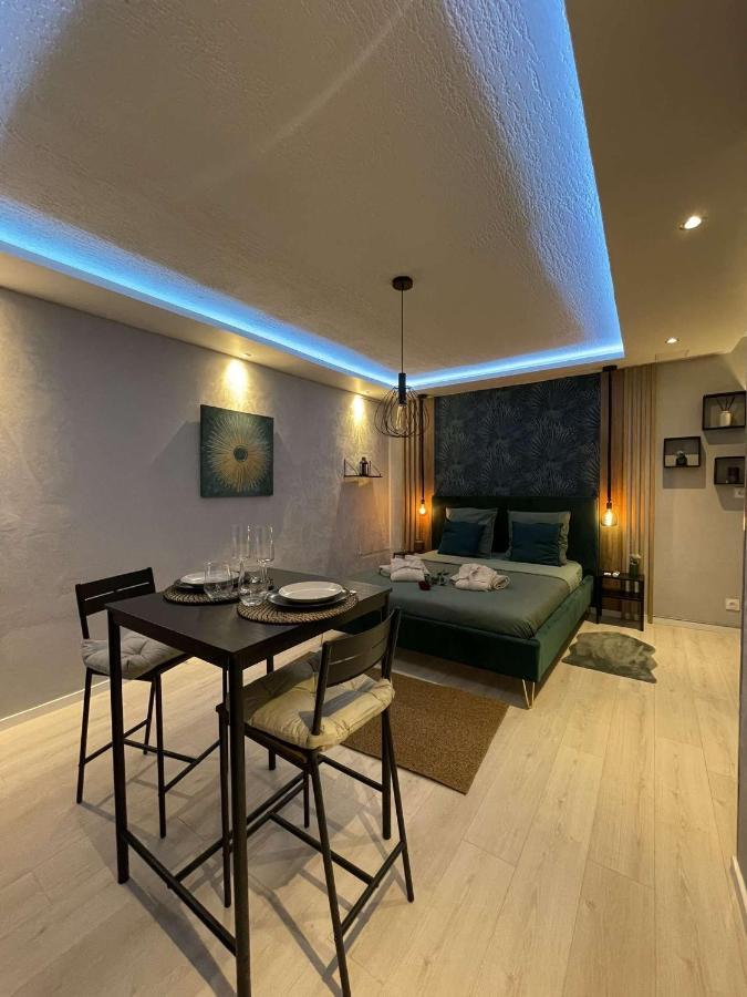 Appartement La Splenzia Spa Jacuzzi Wifi Clim 亞維農 外观 照片